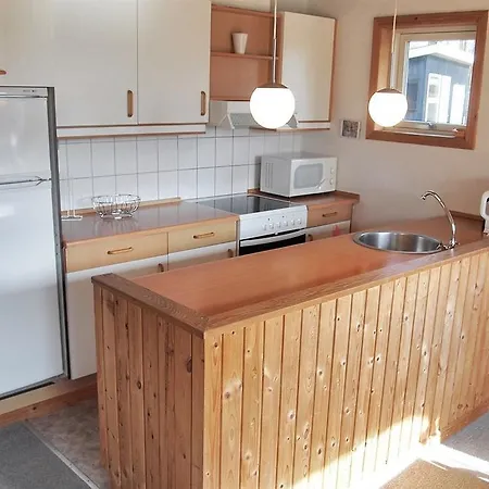 Three-bedroom Holiday Kanekaervej 01 *